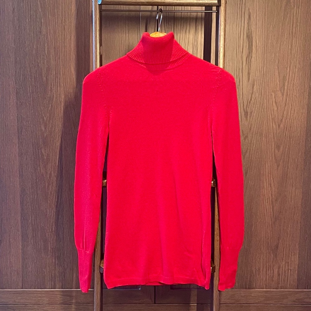 Deep Red Cashmere Turtleneck Sweater Sz. XS